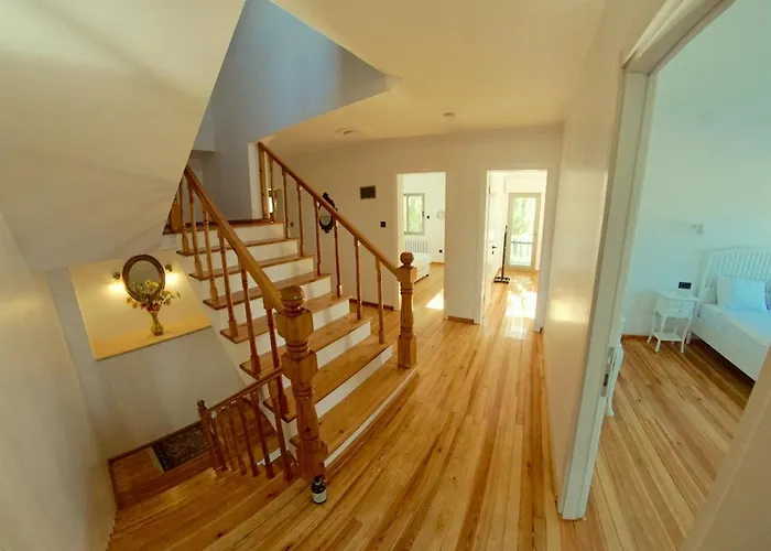 Вилла Alashato *